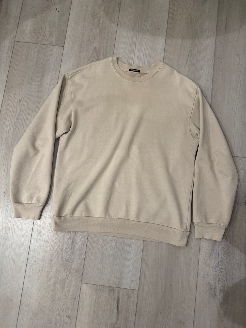 TALENTLESS Crewneck Sweatshirt in Bone